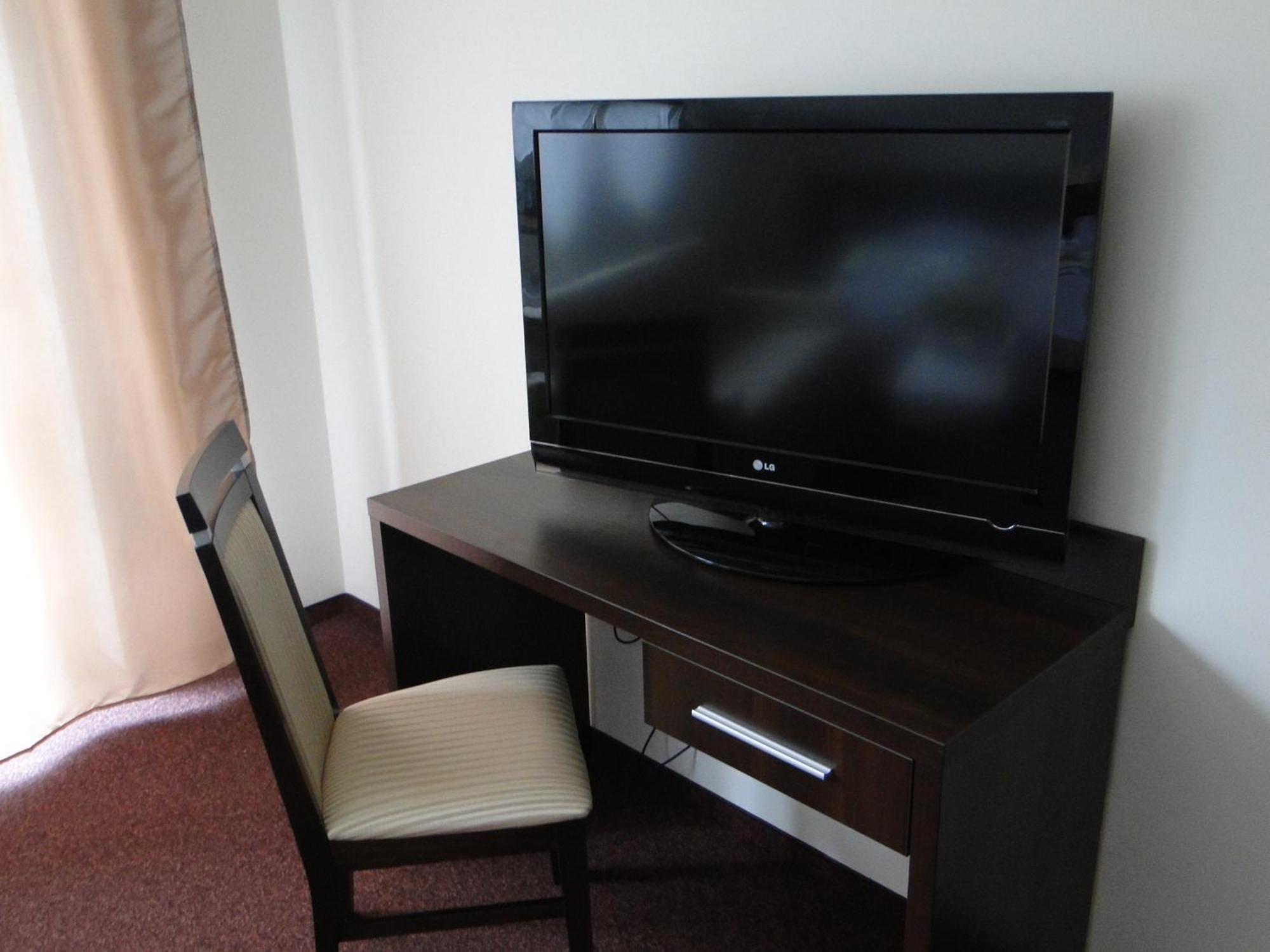 Hotel Cynamon Tokarnia  Екстериор снимка