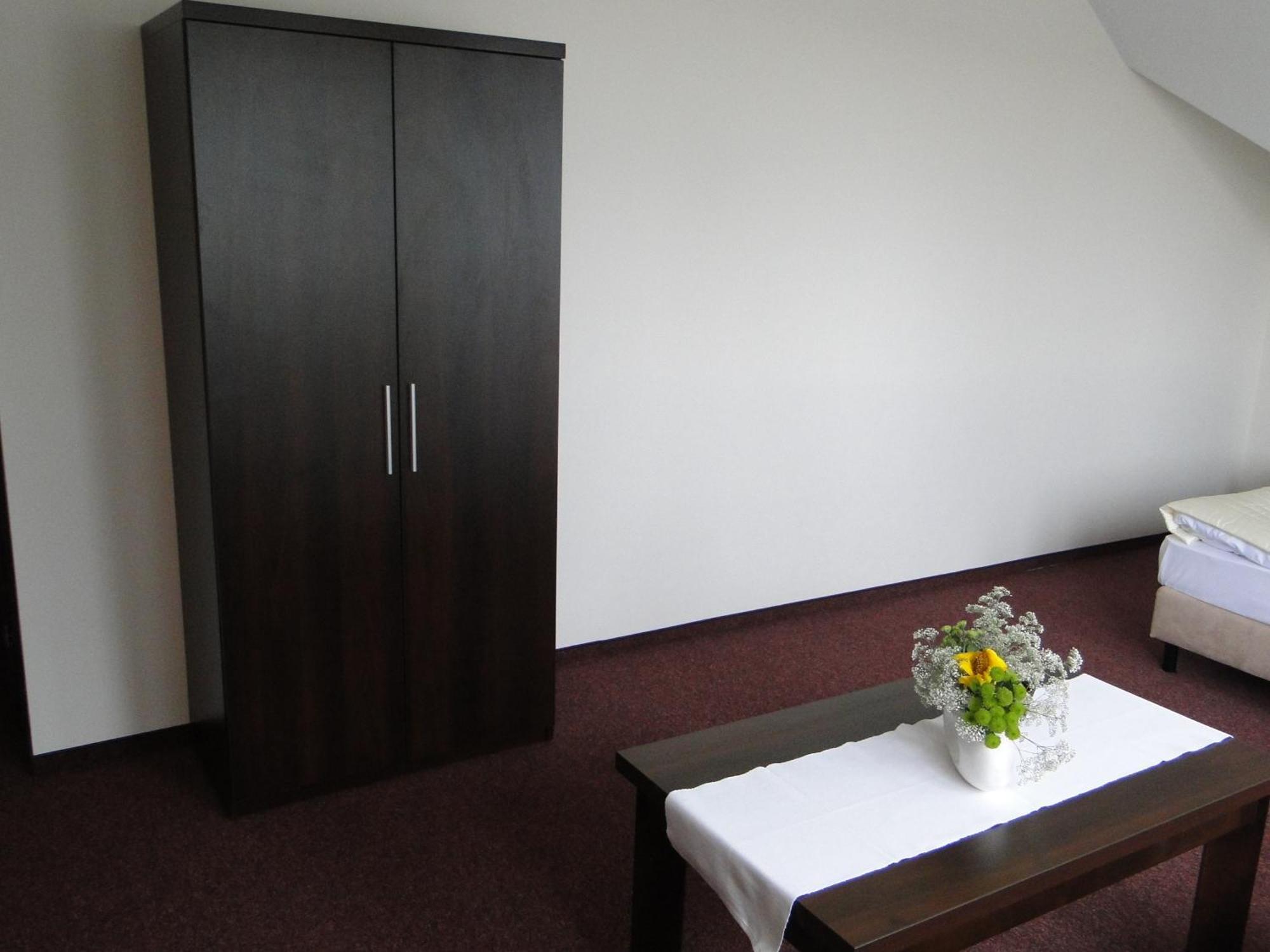 Hotel Cynamon Tokarnia  Екстериор снимка